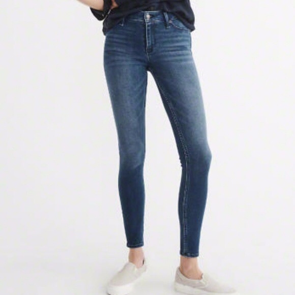 Abercrombie “Harper” Jeans - Picture 1 of 3